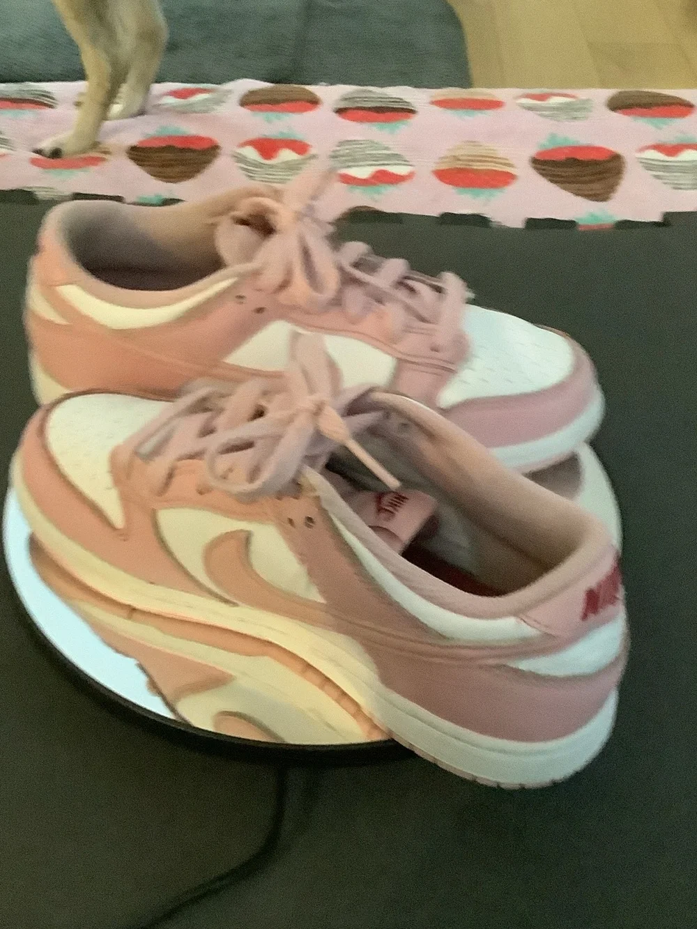 Nike classic low
